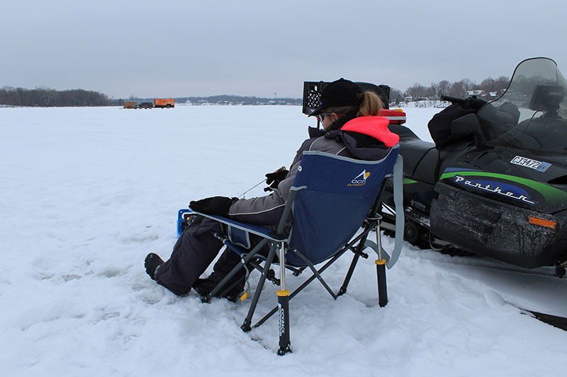 Eiskalt im Wasser oder Gewinn im Online Casino: Ice Fishing Experience